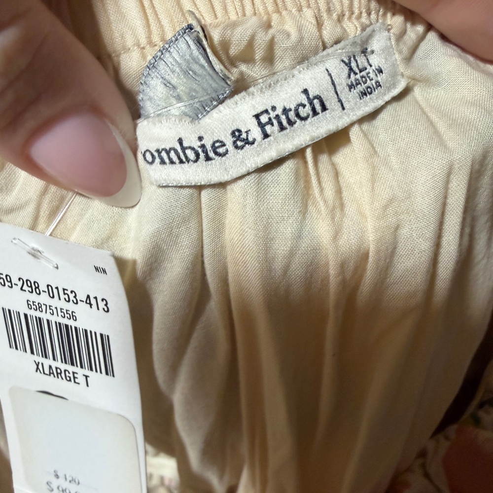 NWT Abercrombie & Fitch Smocked Drop-Waist Puff Sleeve Floral Maxi Size XL Tall - Picture 8 of 9